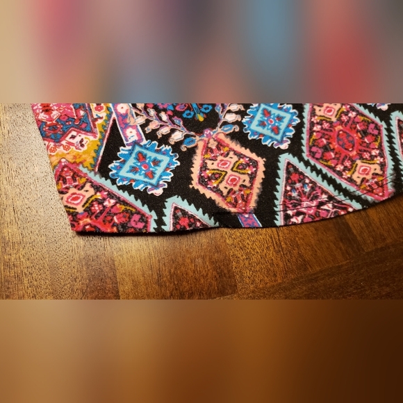 Extremely Me! Colorful Girls Dress Size 14/16 Runs Small (10/12 Fit) Tribal - Picture 10 of 10